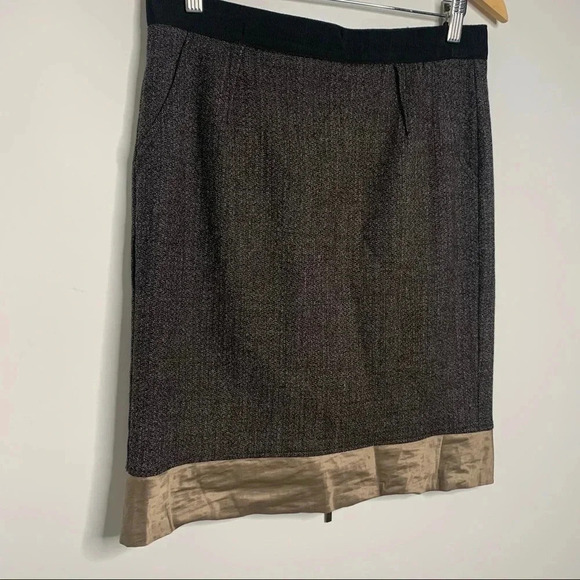 BCBGMAXAZRIA Wool Zip Up Back Skirt Size 6 - Picture 2 of 8